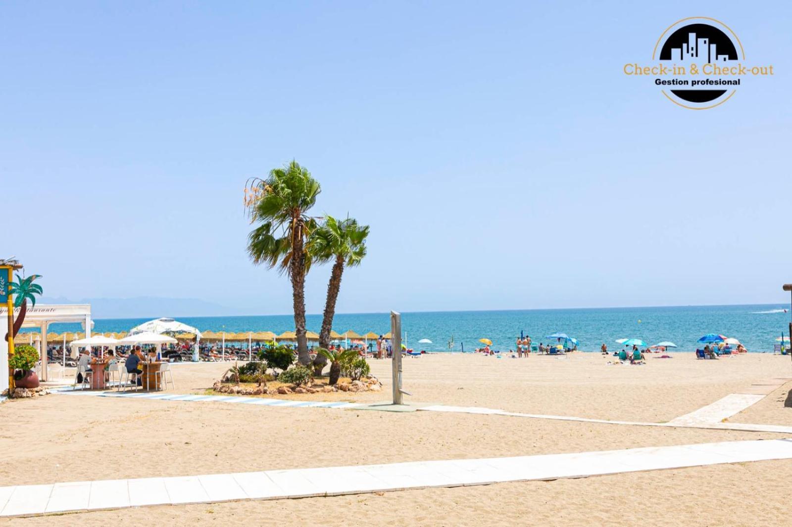 El Bajondillo Beach A 30 Metros De La Playa 托雷莫利诺斯 外观 照片
